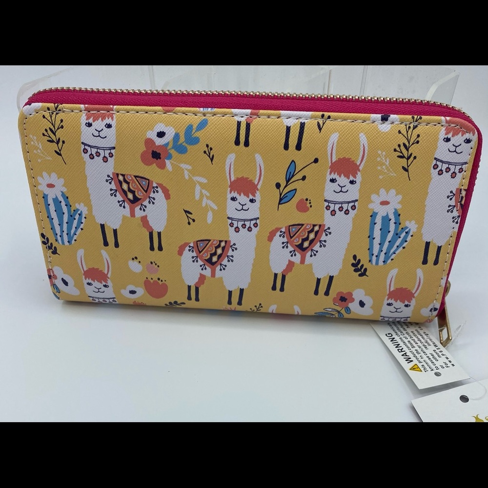 Llama Print Zip Around Wallet